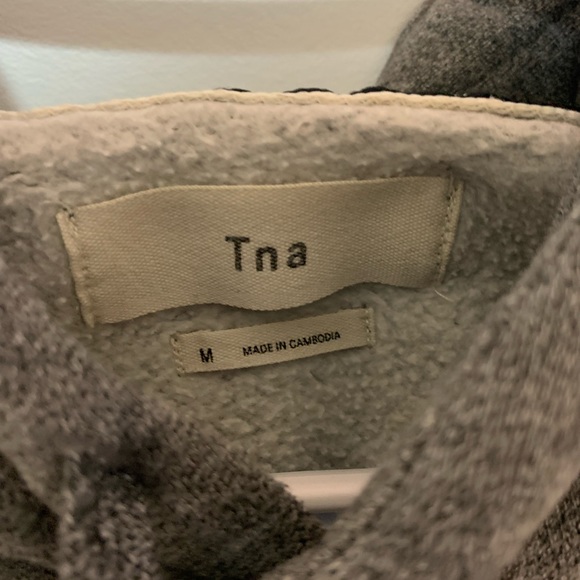 TNA grey hoodie size medium - Picture 3 of 3
